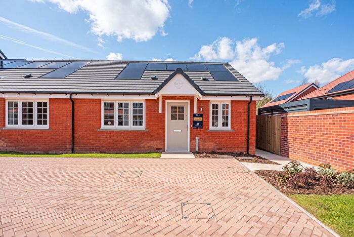 2 Bedroom Property For Sale In Lower Kirklington Road, Southwell, NG25