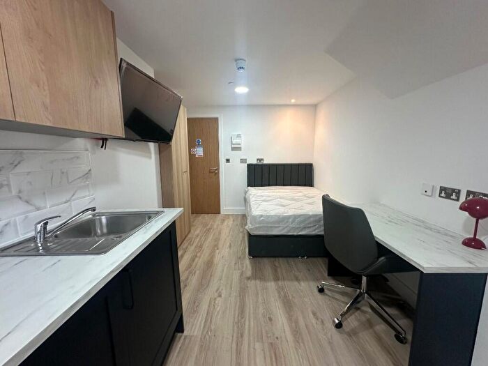 Studio To Rent In Ilkeston Road, Nottingham, Nottinghamshire, NG7