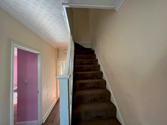 3 Bedroom Terraced House To Rent In Hill Rise, Greenford, Greater London, UB6