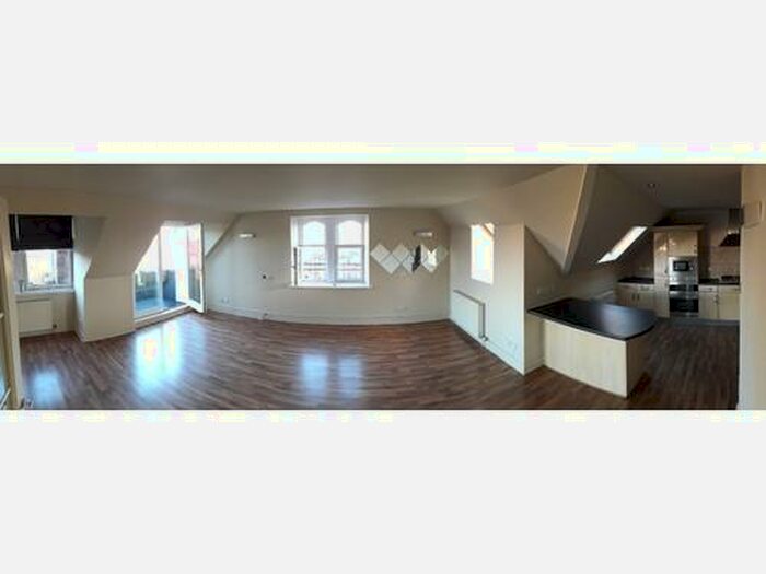 3 Bedroom Penthouse To Rent In Dalgleish House, Dundee, DD3