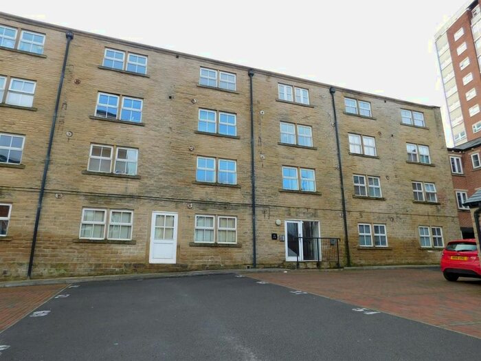 2 Bedroom Flat To Rent In Teasel Row, Eyres Mill Side, Leeds, LS12