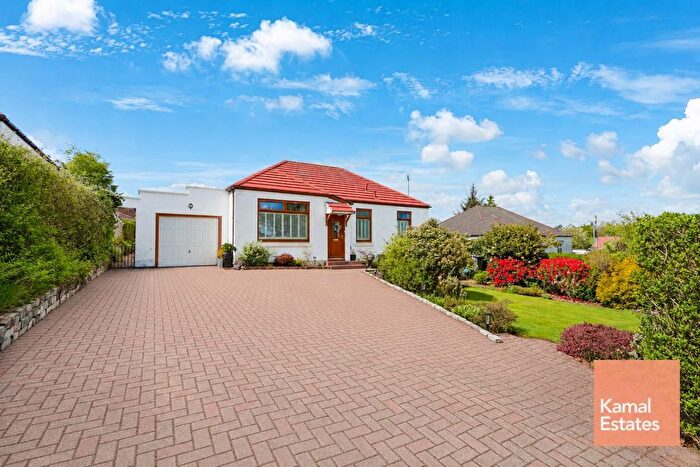 3 Bedroom Detached Bungalow For Sale In Lenzie Road, Glasgow, G33