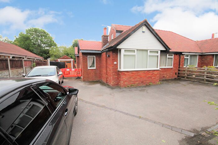 4 Bedroom Bungalow To Rent In Sharoe Green Lane, Fulwood, Preston, PR2
