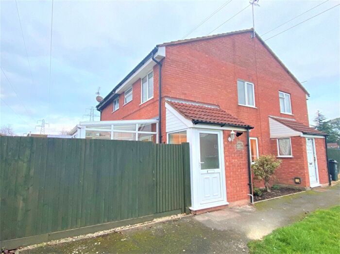 2 Bedroom Terraced House To Rent In Drake Close, Taunton, TA2