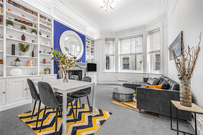 2 Bedroom Flat For Sale In Bedford Court Mansions, Bedford Avenue, Bloomsbury, London, WC1B