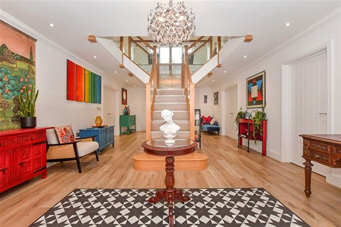 5 Bedroom Detached House For Sale In Bears Green, Ashford, Kent, TN23