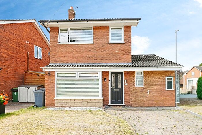 2 Bedroom Detached House For Sale In Harris Close, Wirral, Merseyside, CH63