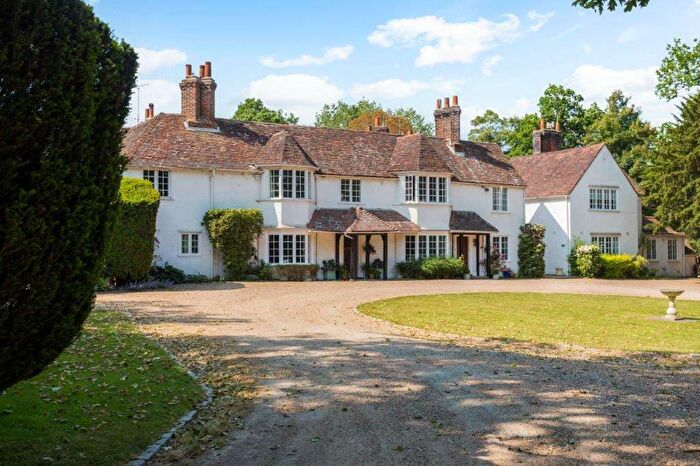 5 Bedroom Semi-Detached House For Sale In Epping Green, Hertford, Hertfordshire, SG13