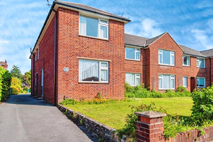 2 Bedroom Maisonette For Sale In Darlington Gardens, Southampton, Hampshire, SO15