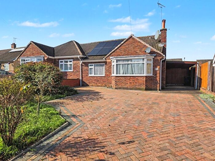 2 Bedroom Semi-Detached Bungalow For Sale In Rupert Brooke Road, Rugby, CV22