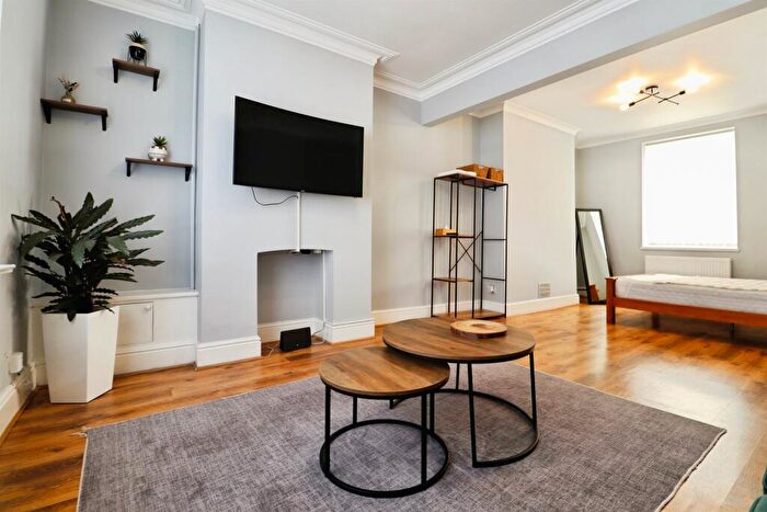 3 Bedroom Terraced House For Sale In Topaz Street, Cardiff, CF24