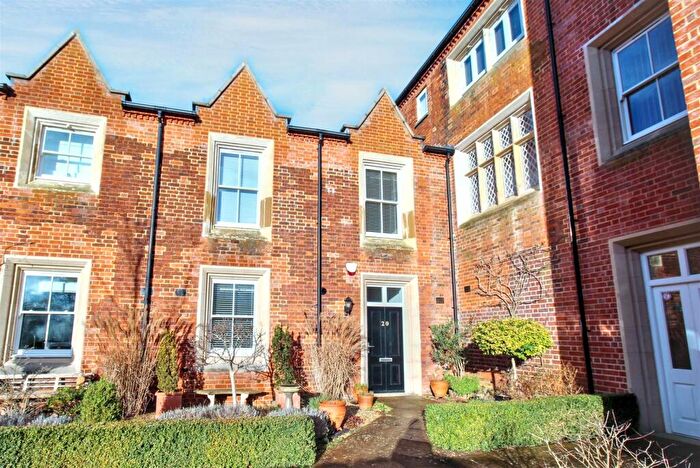 4 Bedroom Terraced House For Sale In Donthorn Court, Aylsham, NR11