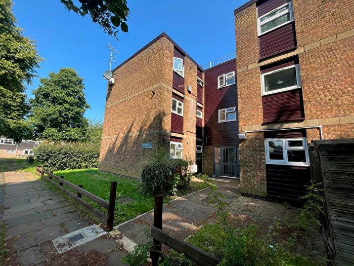 1 Bedroom Flat For Sale In Jardine Court, Jessop Road, Stevenage, SG1