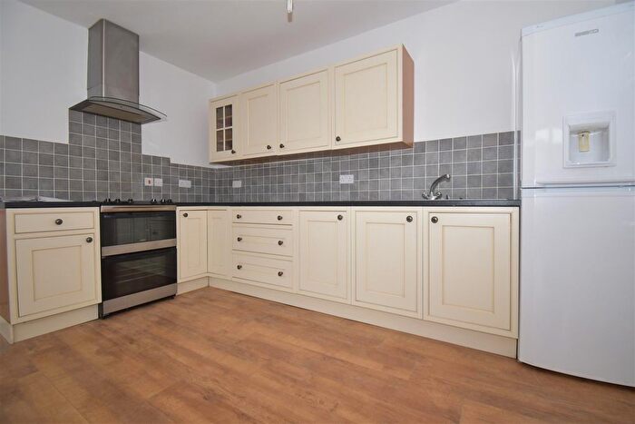 1 Bedroom Maisonette To Rent In Shore Road, Warsash, Southampton, SO31