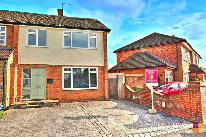 3 Bedroom End Of Terrace House To Rent In Ashdown Crescent, Cheshunt, Cheshunt, EN8