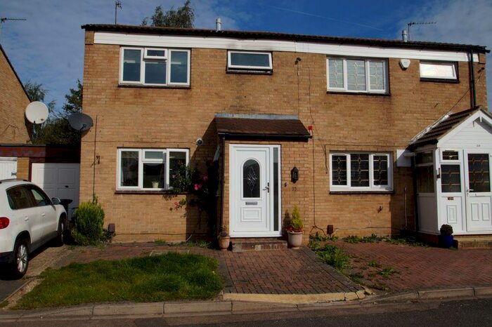 3 Bedroom Property To Rent In Northmead Road, Slough, SL2