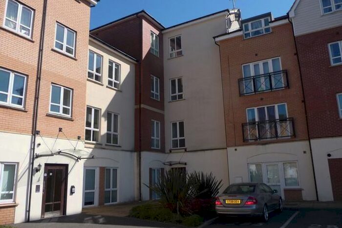 2 Bedroom Flat To Rent In River View, Northampton, NN4