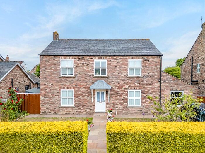 5 Bedroom Detached House For Sale In Shirbutt Lane, Hessay, York, YO26