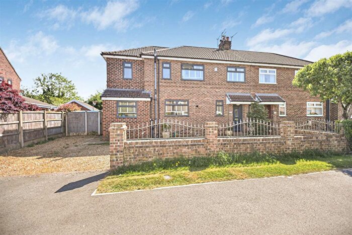 4 Bedroom Semi-Detached House For Sale In Clifton Road, Leigh, WN7