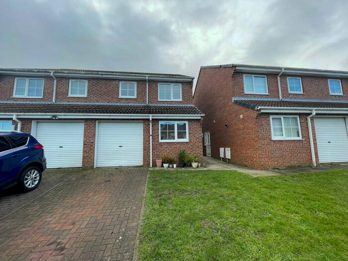 3 Bedroom Terraced House To Rent In Lintzford Mews, Easington Colliery, SR8