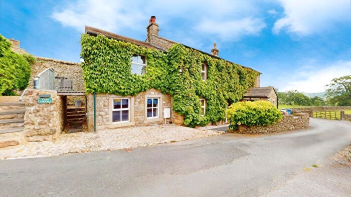4 Bedroom House For Sale In Tranmere Cottage & Carn Cottage, Hoyle Hill, Long Preston, Skipton, BD23
