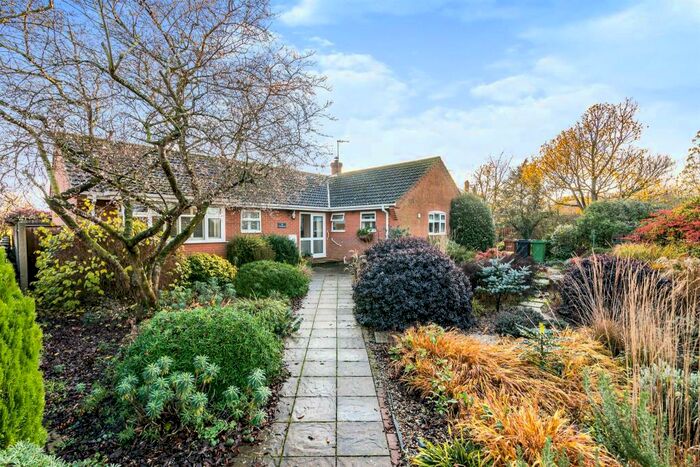 3 Bedroom Detached Bungalow For Sale In Low Road, Thurlton, Norwich, NR14