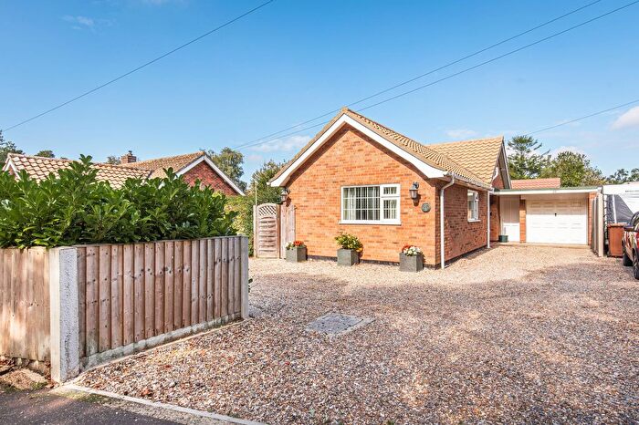2 Bedroom Detached Bungalow For Sale In Pearsons Road, Holt, NR25