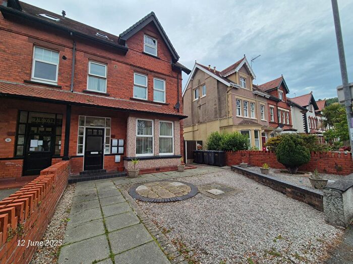 1 Bedroom Flat To Rent In Maelgwyn Road, Llandudno, LL30