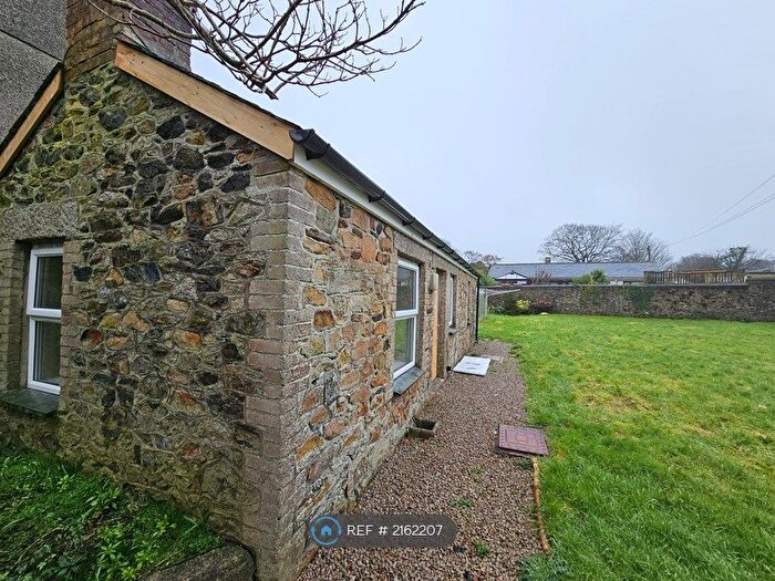 1 Bedroom Bungalow To Rent In Roskear, Camborne, TR14