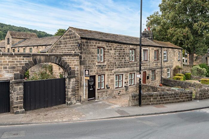 2 Bedroom End Of Terrace House For Sale In Main Street, Pool In Wharfedale, LS21
