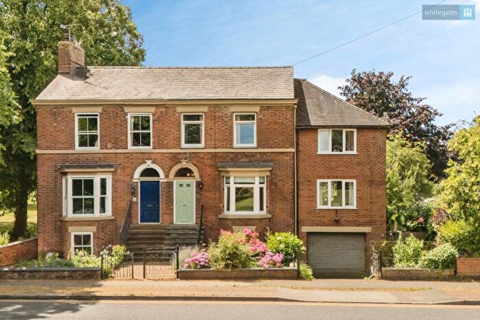 3 Bedroom Semi Detached House For Sale In Barony Road, Nantwich, Cheshire, CW5