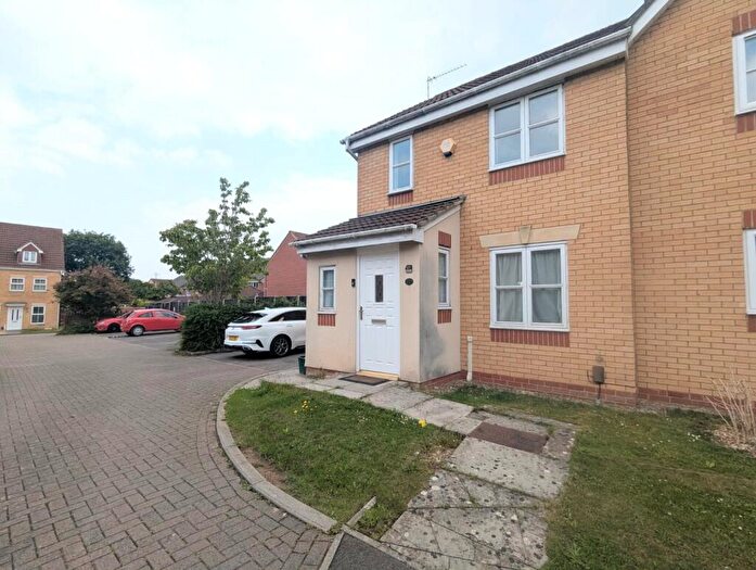 3 Bedroom Semi-Detached House To Rent In Hallen Close, Emersons Green, Bristol, Gloucestershire, BS16