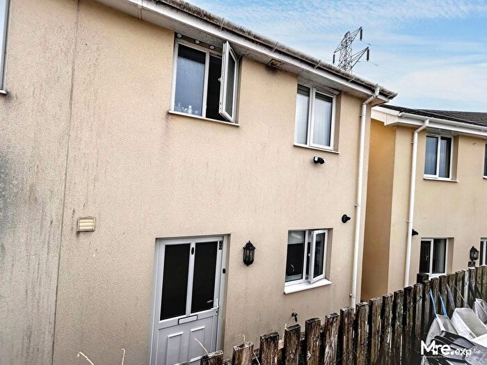 2 Bedroom End Of Terrace House For Sale In Wern Crescent, Skewen, Neath, SA10