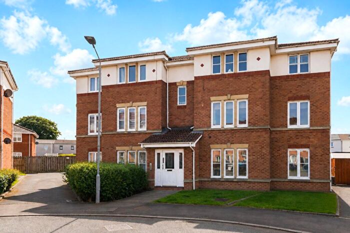 2 Bedroom Flat For Sale In Sir William Wallace Court, Larbert, Stirlingshire, FK5