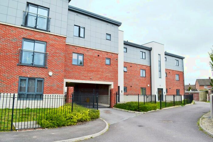 2 Bedroom Apartment To Rent In Brooke Court, Auckley, Doncaster, DN9