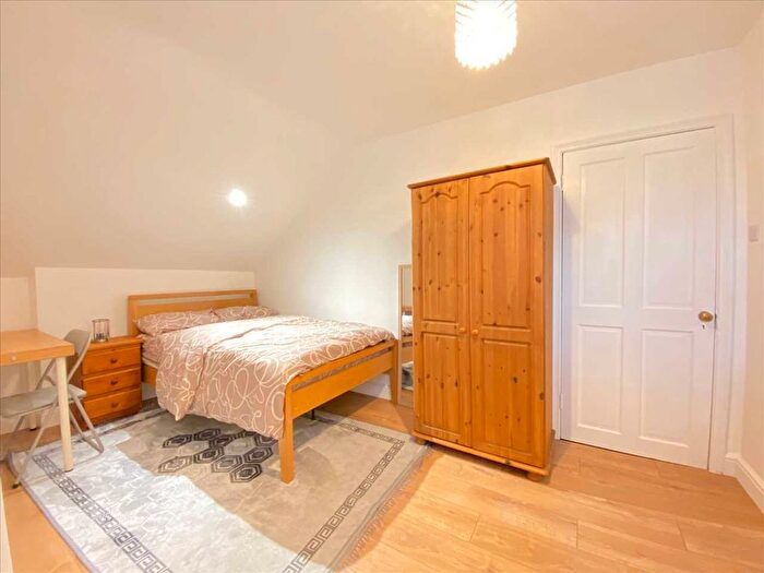 Studio To Rent In Broughton Road, West Ealing, W13