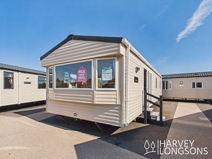 2 Bedroom Park Home For Sale In Tosside, Skipton, BD23