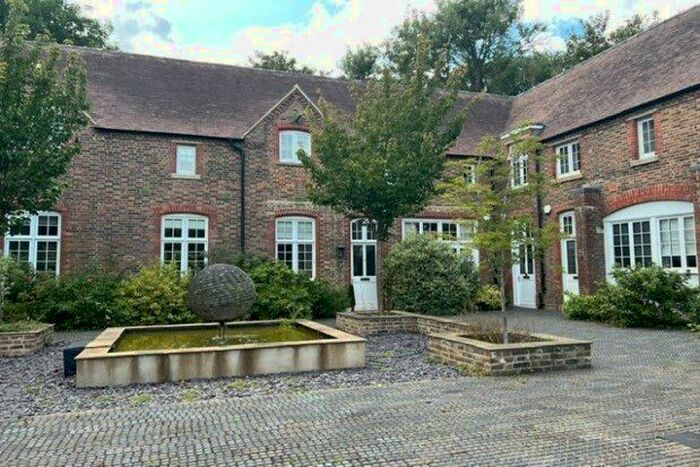 3 Bedroom Property To Rent In The Old Stables, Uckfield, TN22