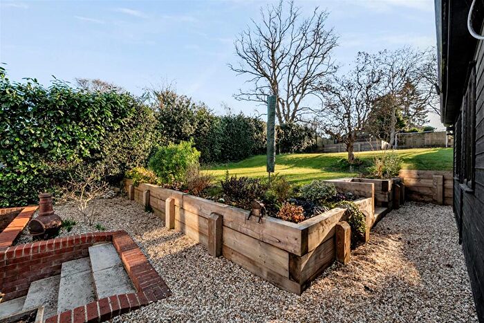 4 Bedroom Detached House For Sale In Peppard Road, Sonning Common, Reading, RG4