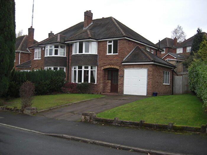 3 Bedroom Semi Detached House To Rent In Hathaway Road, Sutton Coldfield, B75