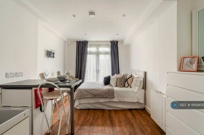 Studio To Rent In Ditchling Road, Brighton, BN1