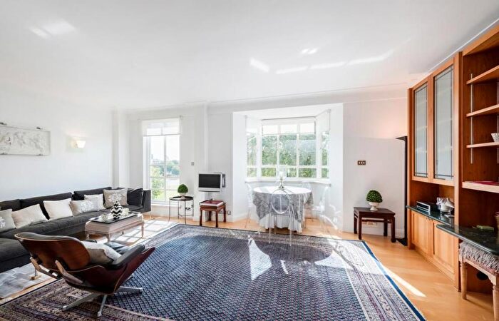 4 Bedroom Apartment To Rent In Harewood Avenue, Marylebone, London, NW1