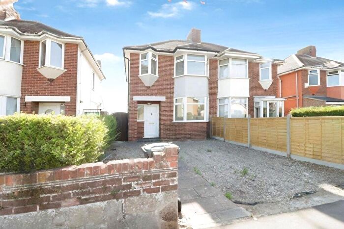3 Bedroom Semi-Detached House For Sale In Lowestoft Road, Gorleston, Great Yarmouth, Norfolk, NR31