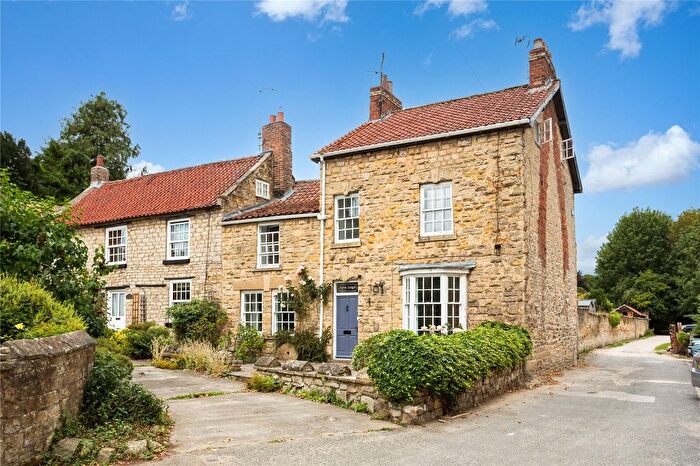 4 Bedroom Semi-detached House For Sale In Beck Isle, Pickering, North Yorkshire, YO18