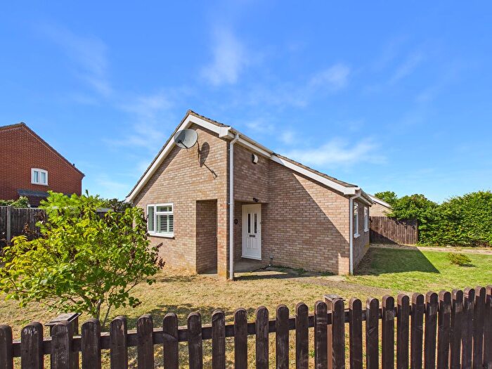 2 Bedroom Detached Bungalow To Rent In Walnut Close, Foulden, IP26