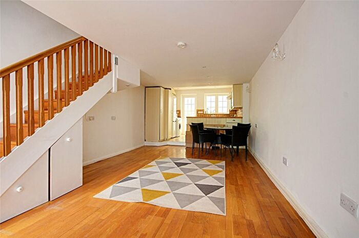 2 Bedroom Terraced House To Rent In Chase Green, Enfield, EN2