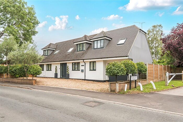 4 Bedroom Detached House For Sale In Ripley, Surrey, GU23