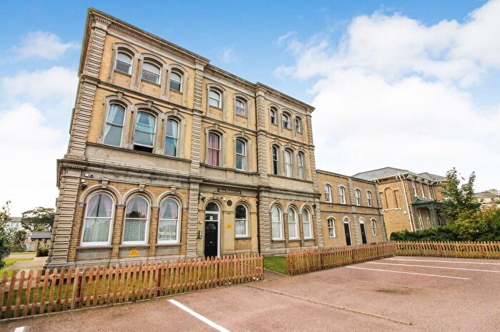 1 Bedroom Flat To Rent In Queen Elizabeth Court, Kings Road, Great Yarmouth, NR30