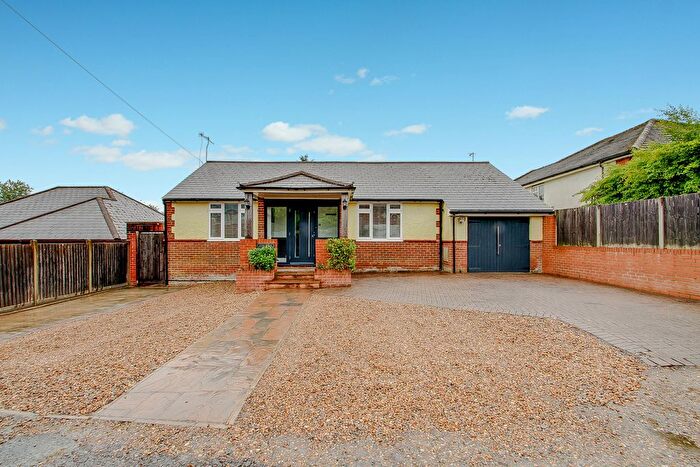 4 Bedroom Bungalow For Sale In Handleton Common, Lane End, HP14