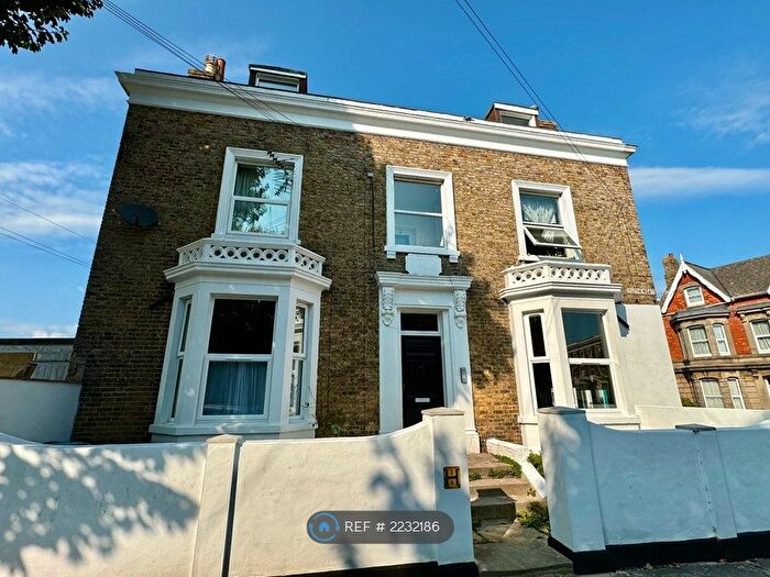 1 Bedroom Flat To Rent In Edith Lodge, Ramsgate, CT11